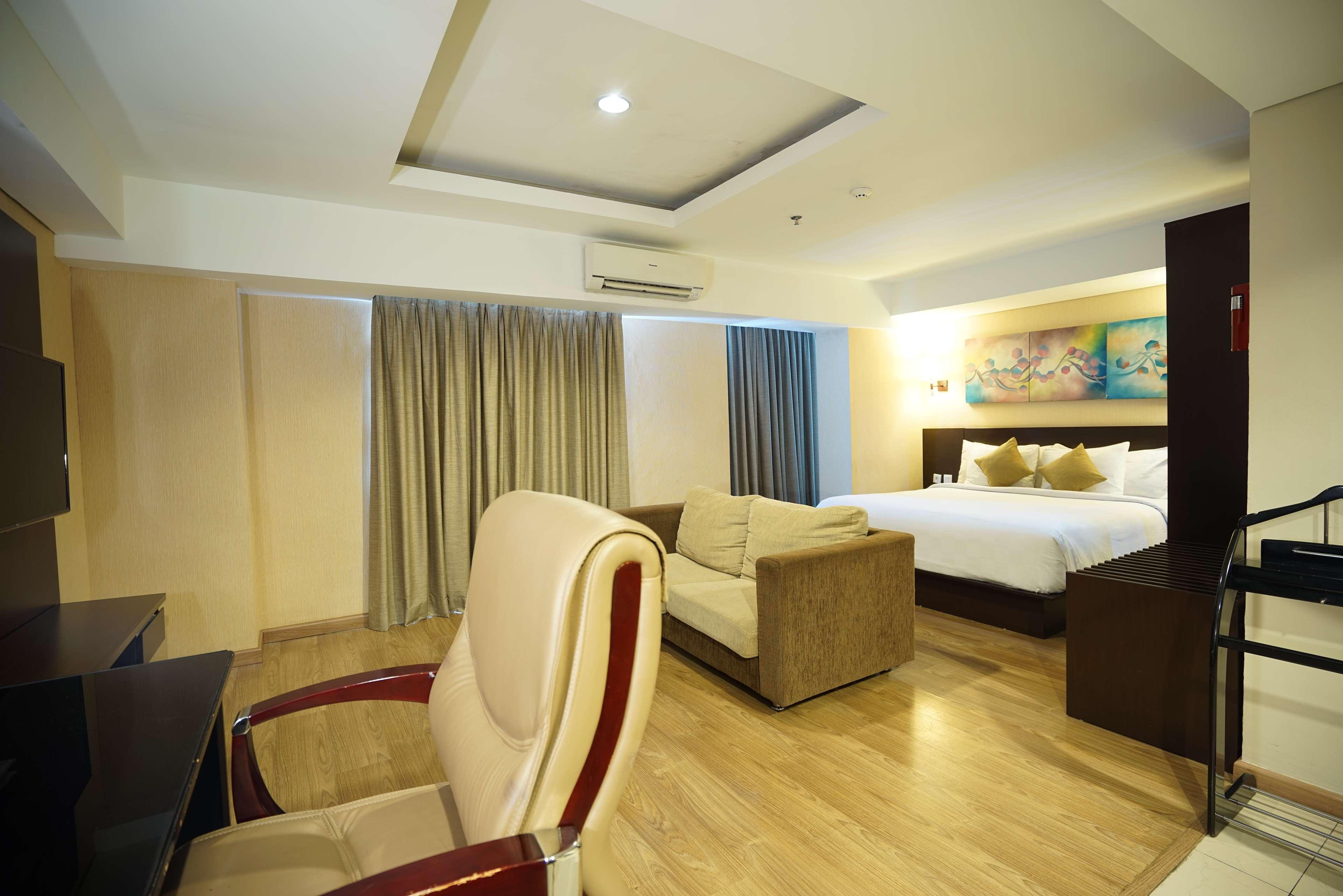 Best Western Premier The Hive Jakarta Exterior foto