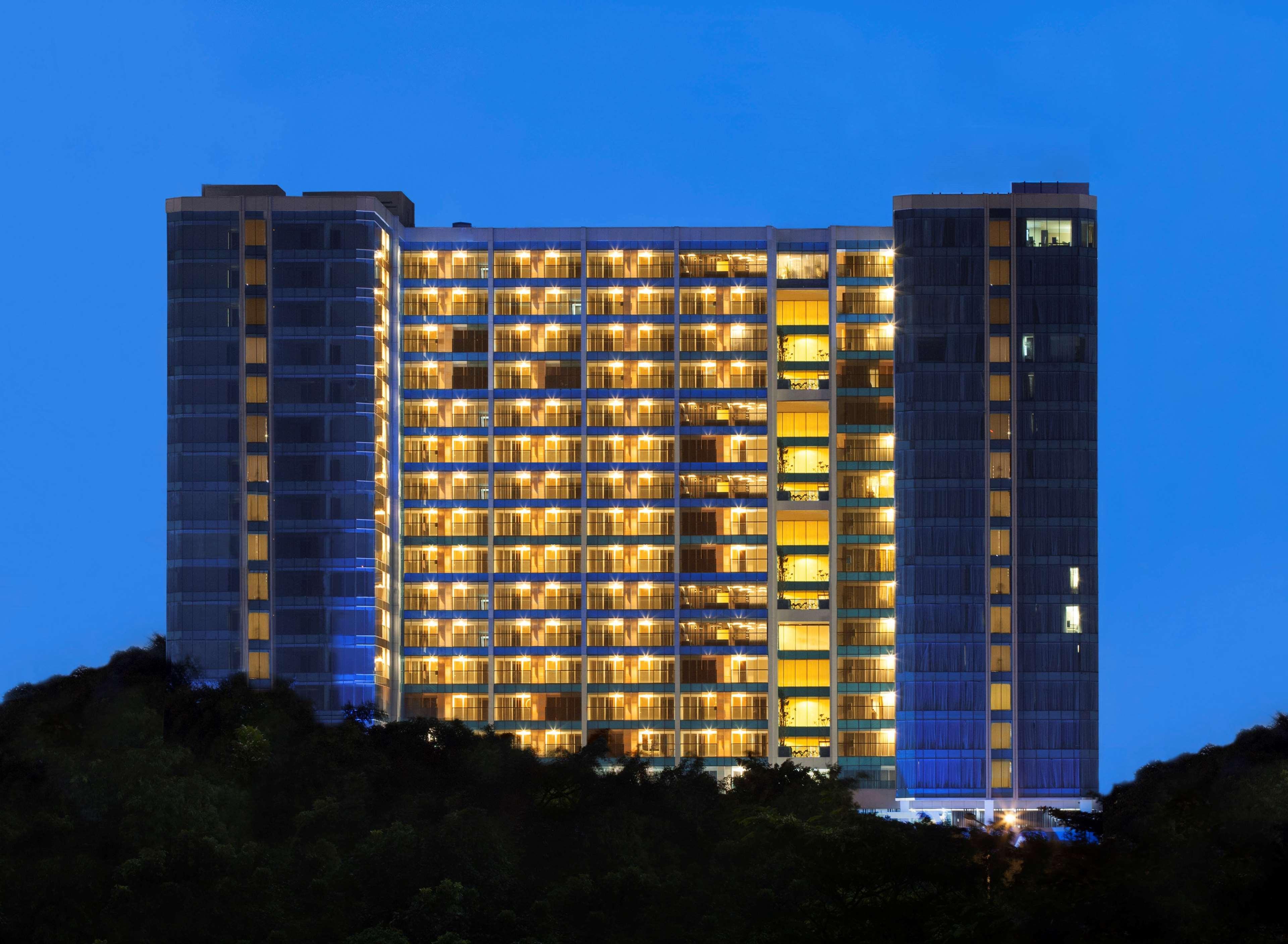 Best Western Premier The Hive Jakarta Exterior foto